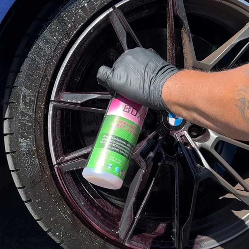 Dung dịch tẩy rửa Lazang 3D BDX (Brake Dust Remover) | 117G01 10 how to use bdx iron remover step 1