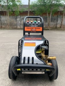 Máy rửa xe cao áp UNIVIET UV-1750
