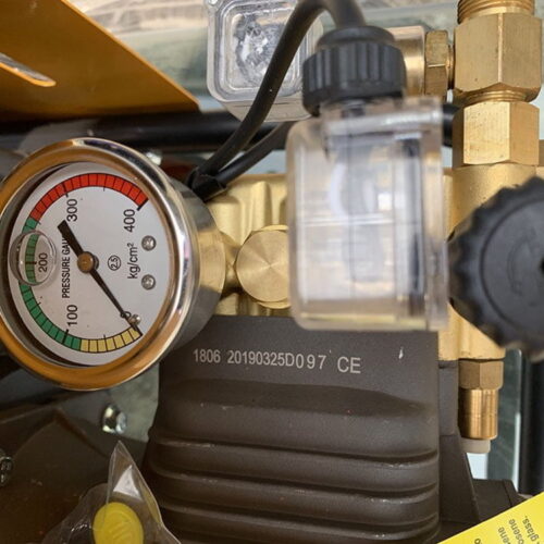 Máy rửa xe cao áp UNIVIET UV-1145TTS 23 Máy rửa xe cao áp UNIVIET UV-1145TTS