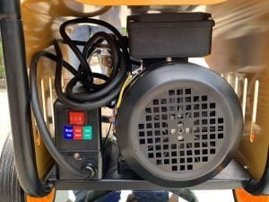 Máy rửa xe cao áp UNIVIET UV-1145TTS