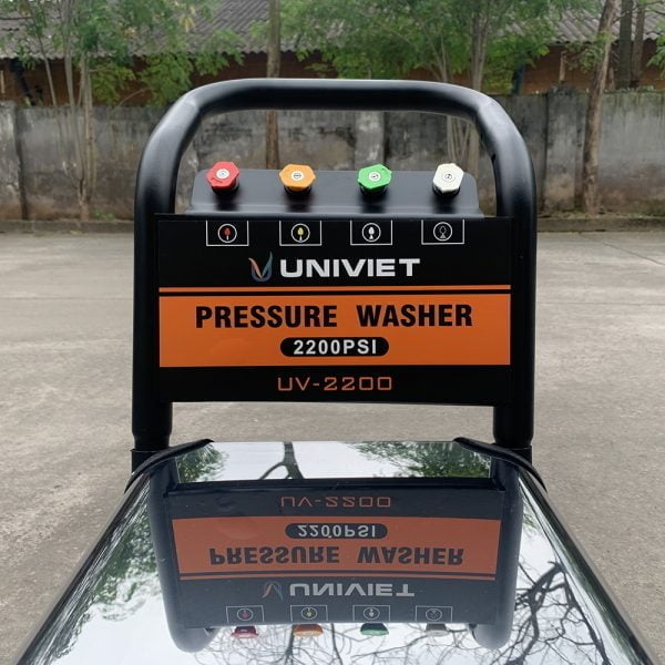 Máy rửa xe cao áp UNIVIET UV-2200TTS