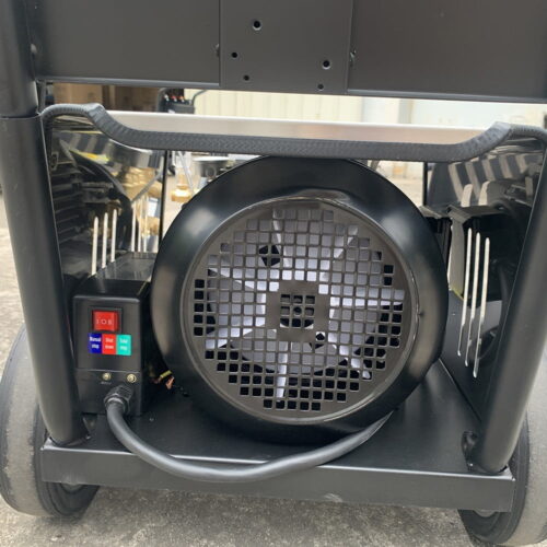 Máy rửa xe cao áp UNIVIET UV-3200TTS 17 Máy rửa xe cao áp UNIVIET UV-3200TTS