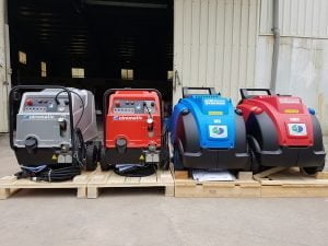 Máy rửa xe hơi nước nóng cao cấp