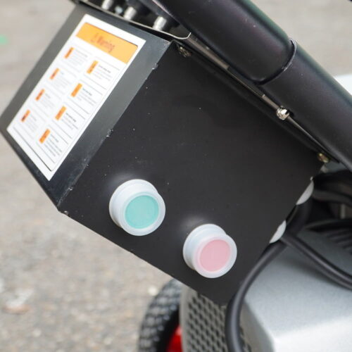 Máy rửa xe cao áp UNIVIET UV-2200 27 Máy rửa xe cao áp UNIVIET UV-2200