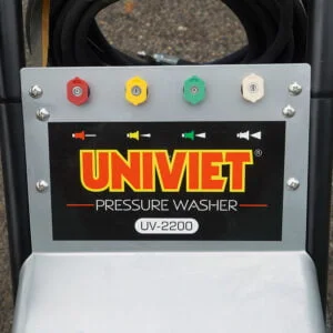 Máy rửa xe cao áp UNIVIET UV-2200
