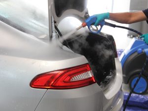 mua máy rửa xe hơi nước nóng ở đâu