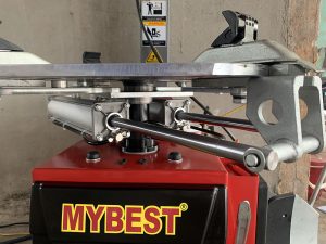 Máy ra vào lốp ô tô MYBEST GS24