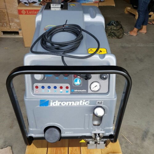 Máy rửa xe hơi nước nóng ASTRA STEAMER EVO