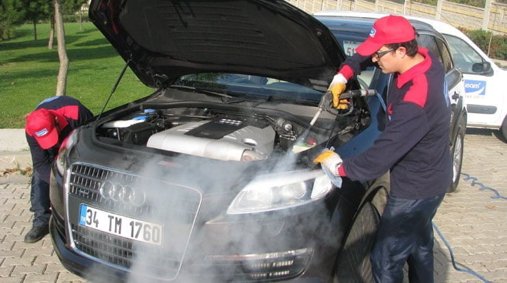 Máy rửa xe hơi nước nóng Optima Steamer sử dụng an toàn cho động cơ xe