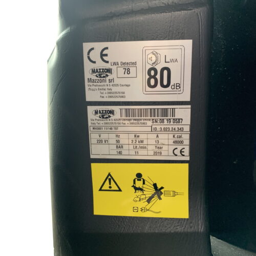 Máy rửa xe nước nóng lạnh Mazzoni MH3001