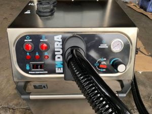 Bảng điều khiển đằng trước của Máy dọn nội thất bằng hơi nước nóng Idromatic Endura 3K