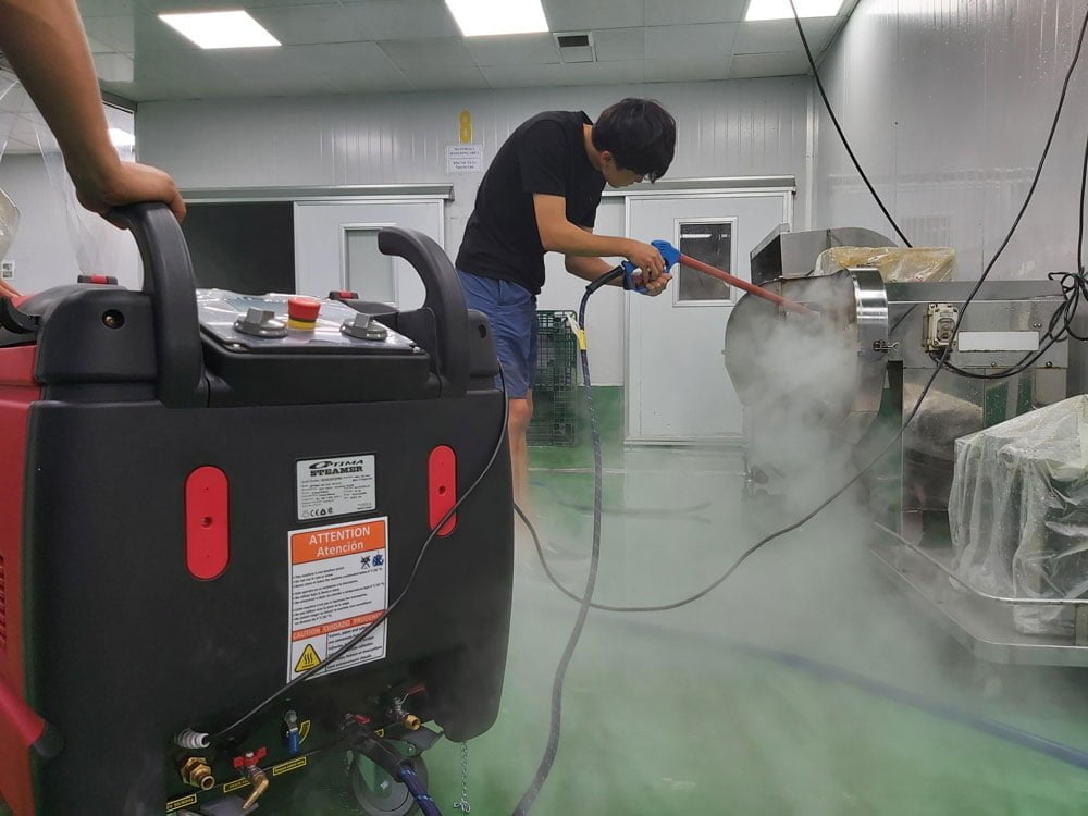 Máy rửa xe hơi nước nóng Optima Steamer XD
