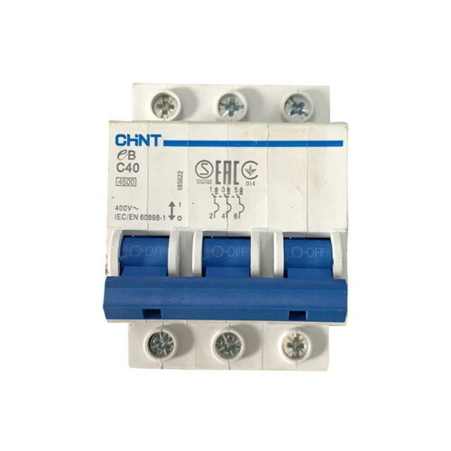 Máy rửa xe áp lực cao - Cấu tạo và lợi ích mà chúng mang lại 6 Aptomat CHiNT eB C40 3P