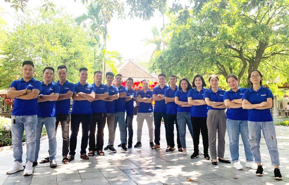 Đội ngũ nhân viên Công ty Uni Việt 