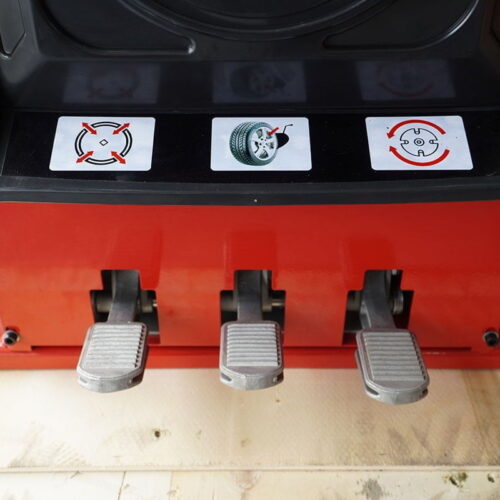 Máy ra vào lốp ô tô UNIVIET U-24