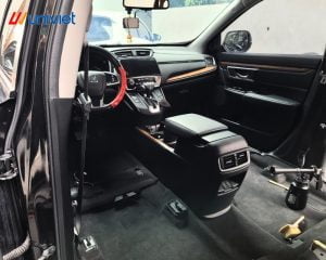 Phương pháp đơn giản giúp khử mùi khó chịu trong xe ô tô