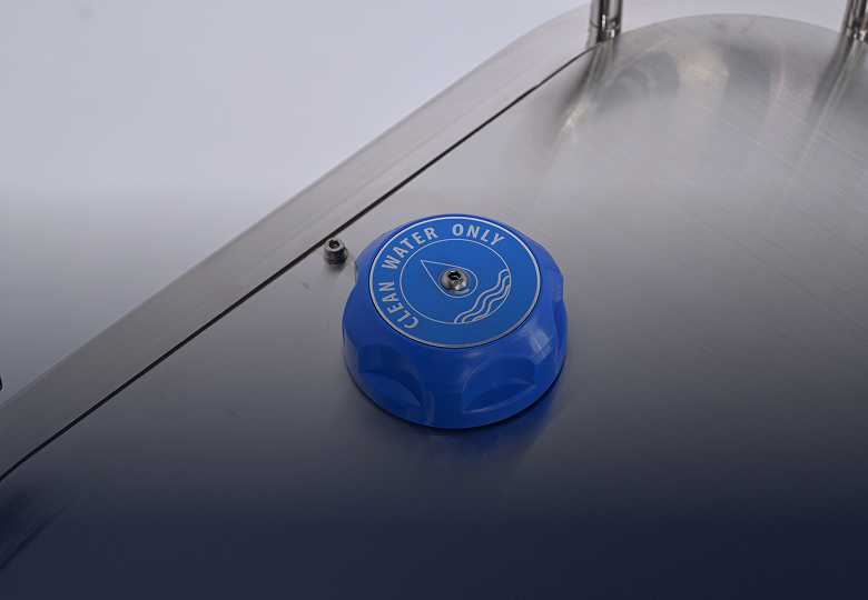 detail view otima seii water tank cap