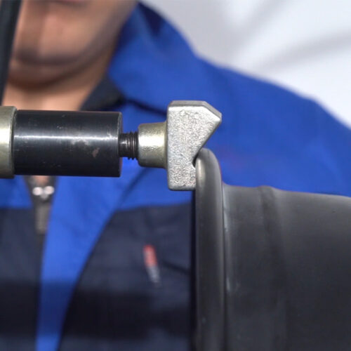 Máy nắn lazang, mâm xe ô tô UNIVIET U-26 11 may nan lazang mam xe univiet u 26 e