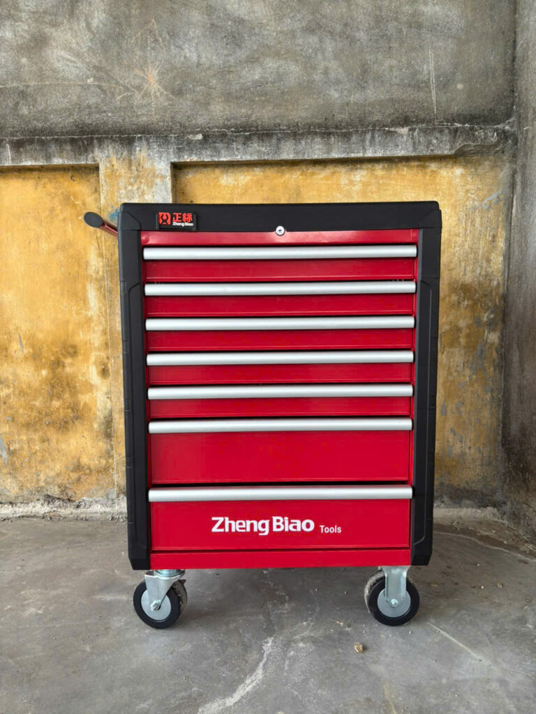 tủ đựng dụng cụ