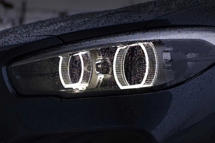 headlight restore feature 2